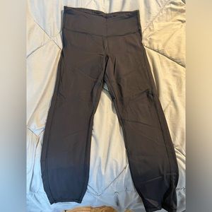 Athleta ultimate stash 7/8 tight